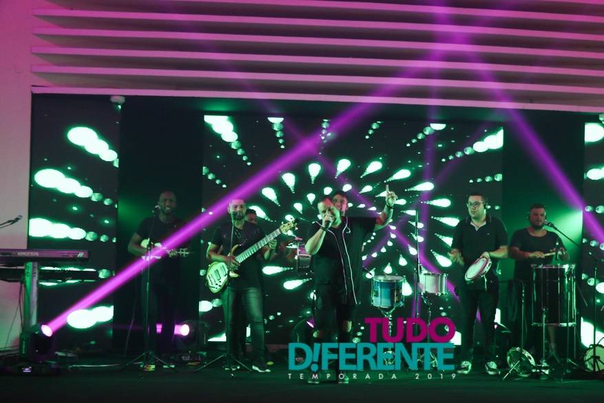 Grupo Tudo Diferente