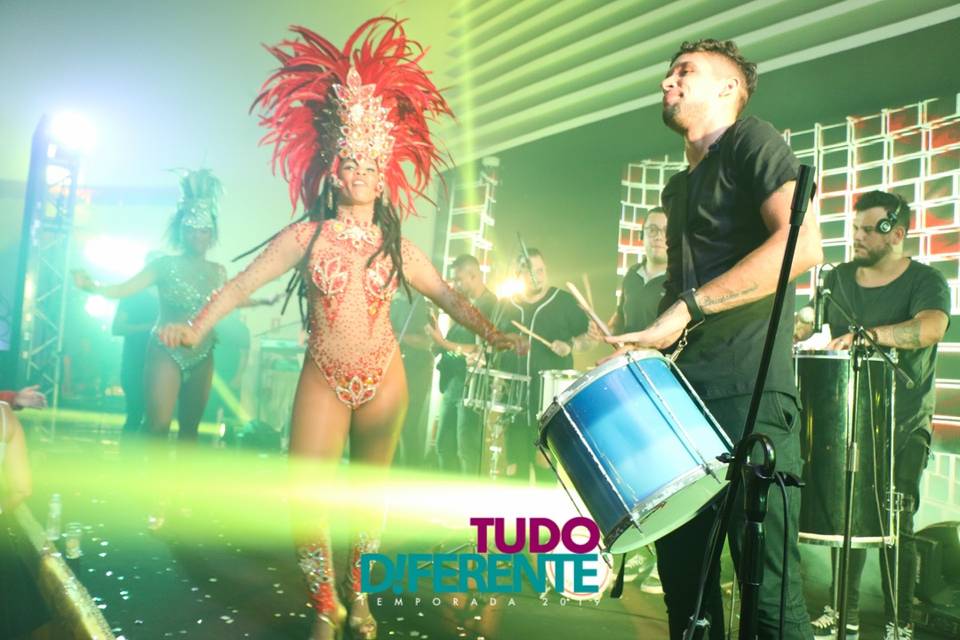 Grupo Tudo Diferente