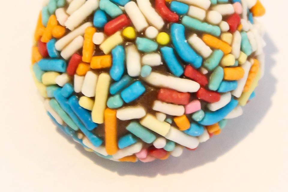 17 - DT Brigadeiro Cores