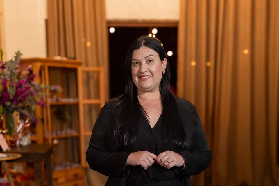 Cerimonialista Edna Miranda