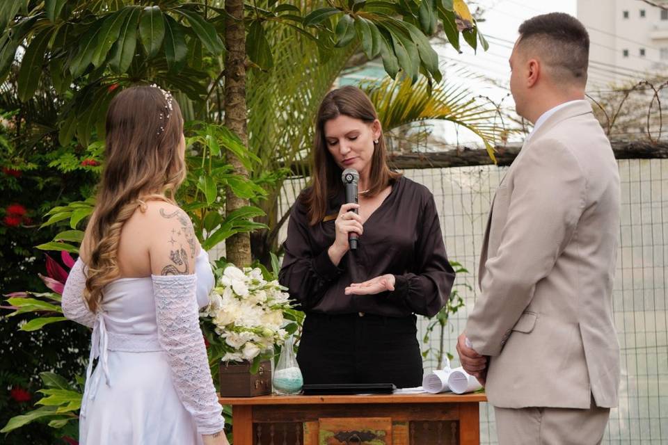 Celebrante Leandro e Yohana