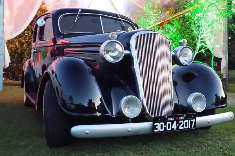 Chevrolet Preto Ano 1936