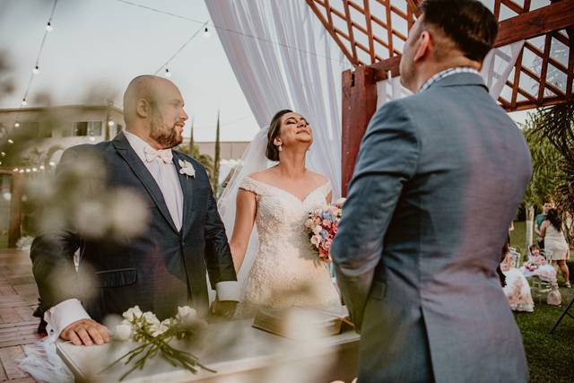 Emoção e sentimento a pele