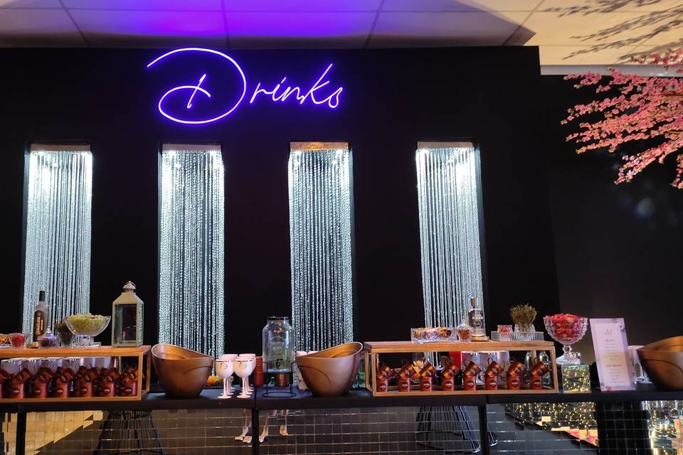 Letreiro Neon LED com Base MT