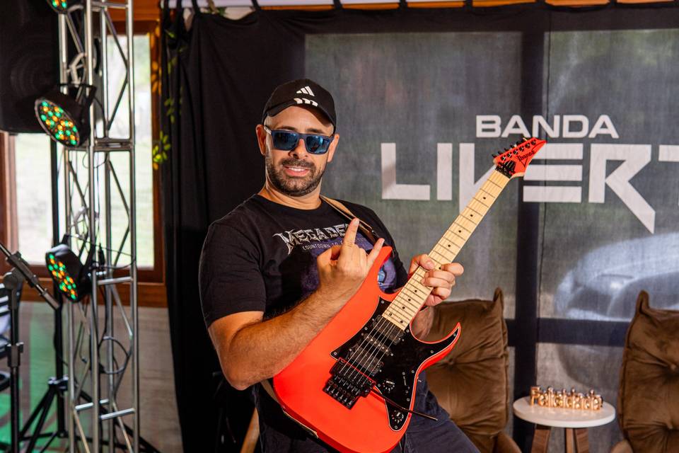 Cesar - Guitarrista