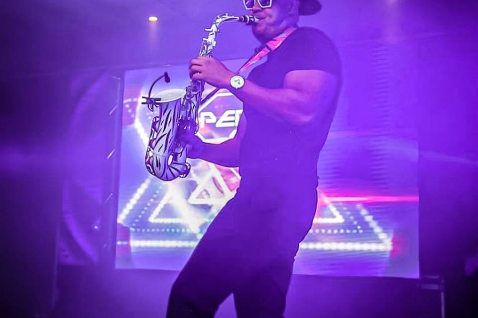 Sax Live