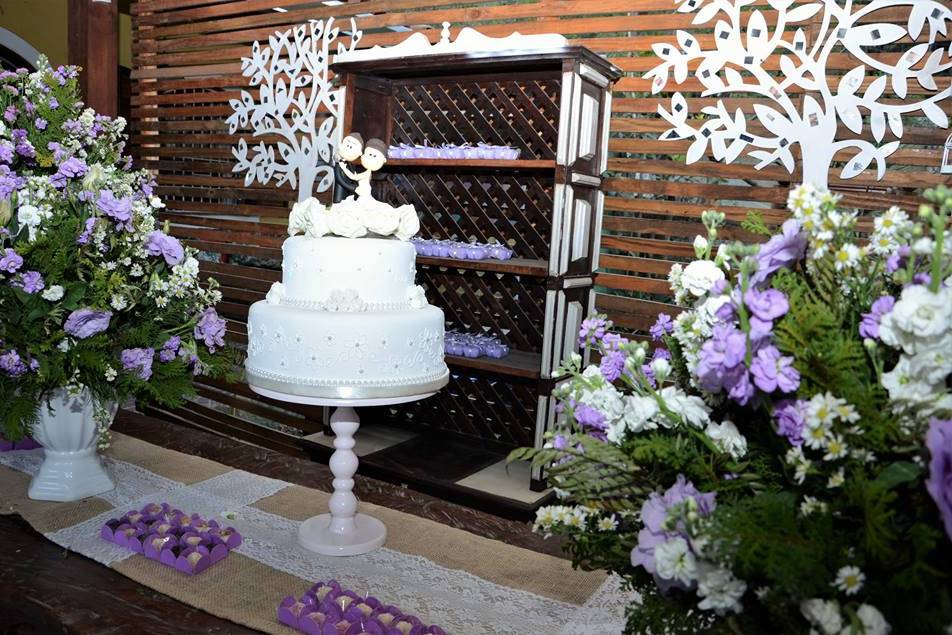 Mesa de bolo decorada