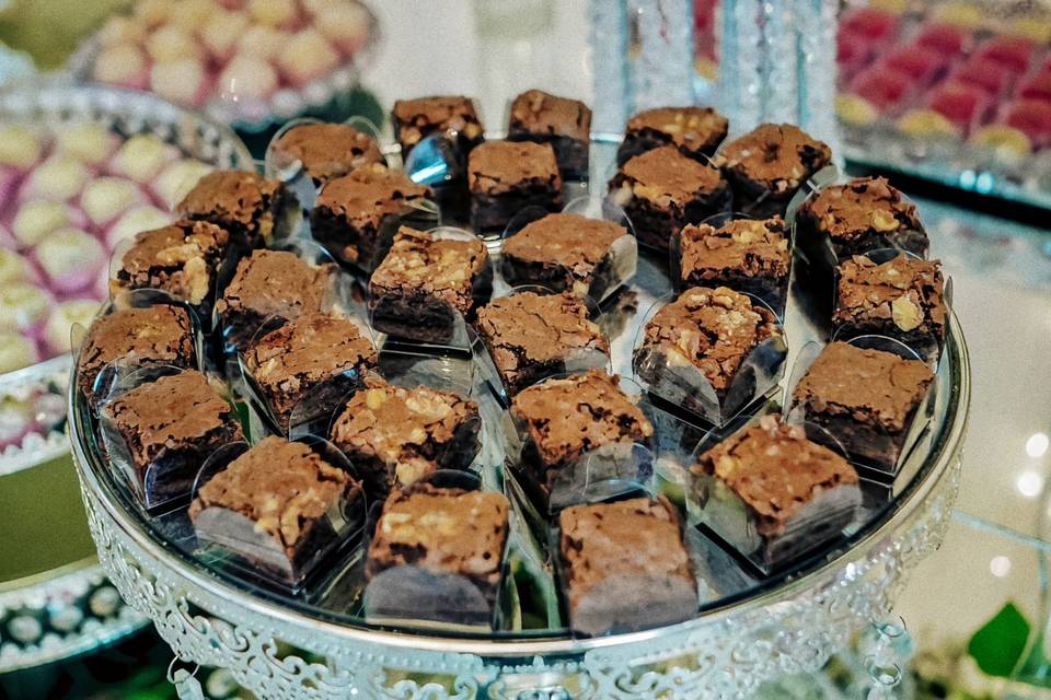 Brownie em cubos