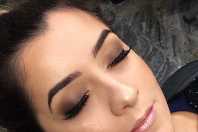 Dai christine makeup