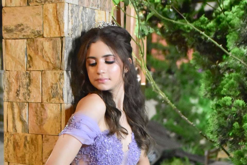 Debutante