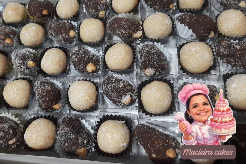 Beijinhos e cajuzinhos