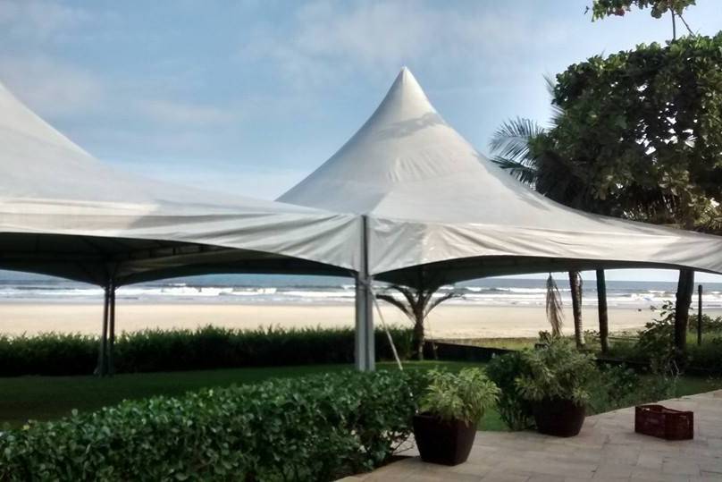 Tenda 10x20 p/ até 400 pesso