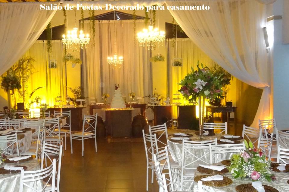 Salão decorado para casamento