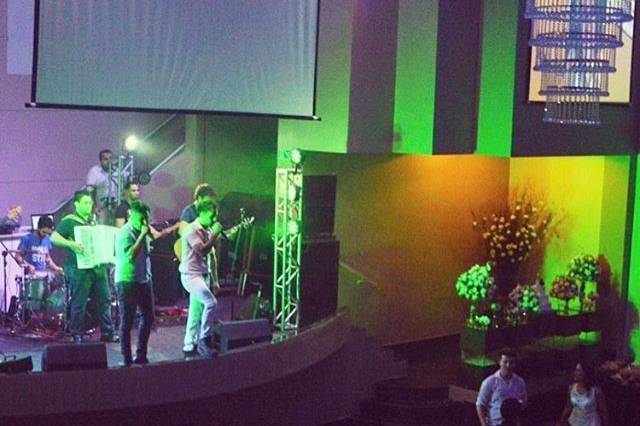 Banda Sertaneja+ Som+luz