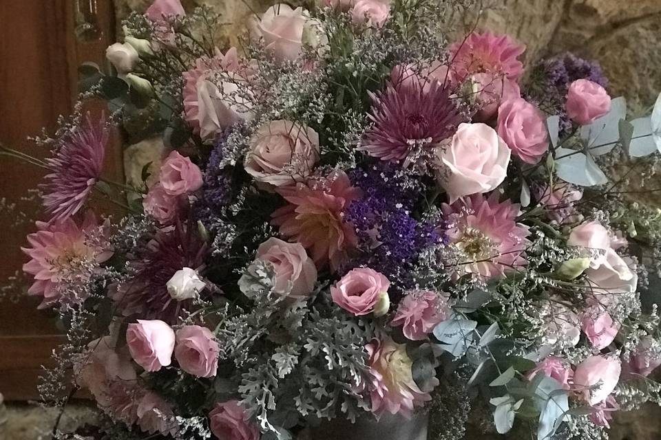 Arranjo floral Rosa e Lilás
