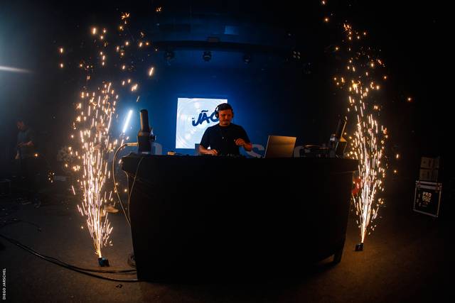 Open format DJ