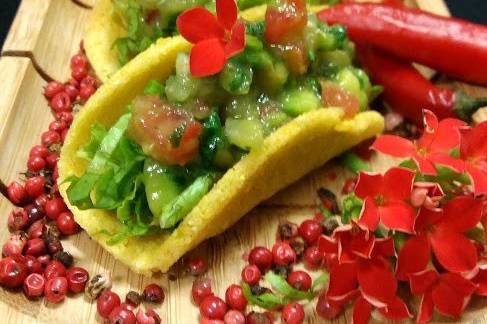 Mini tacos guacamole