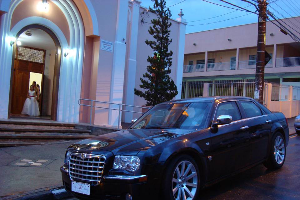 Chrysler 300C preto