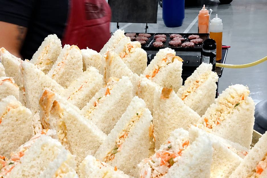 Mini sanduíches