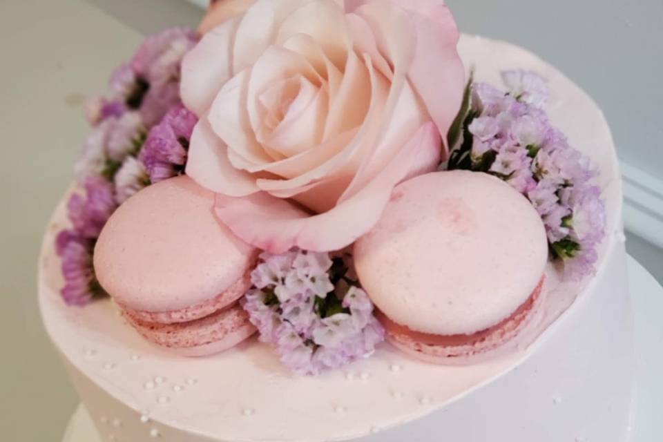 Feminino Floral e Macarons