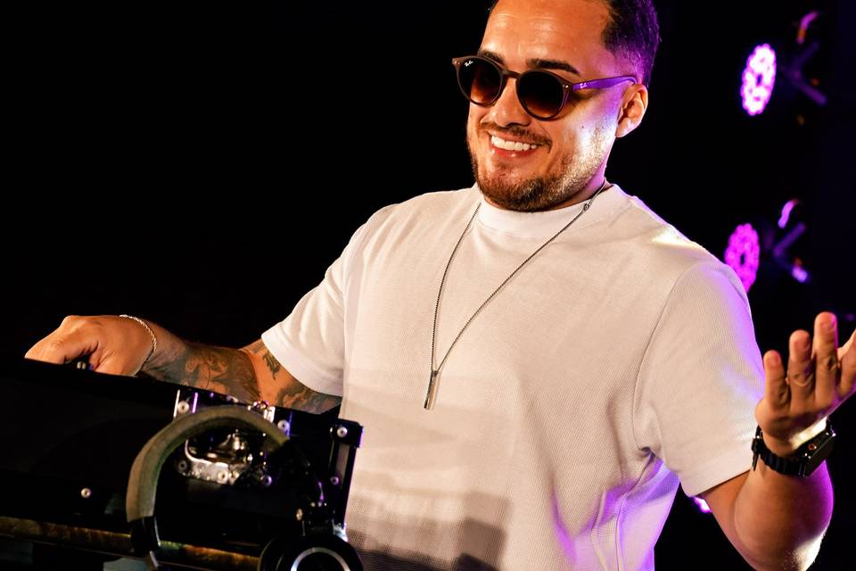 Dj Luciano