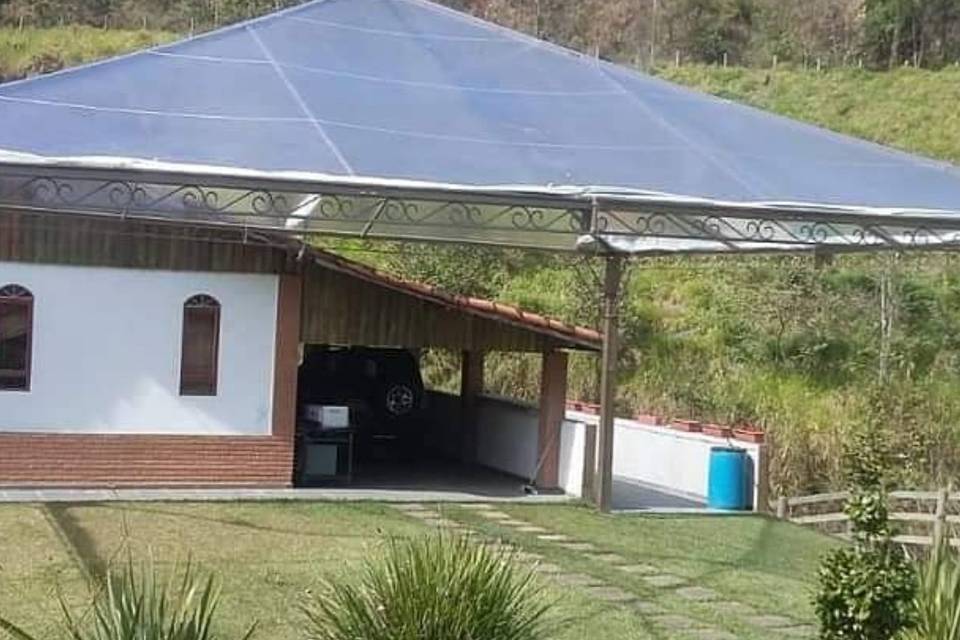 Tenda para extensão de varanda