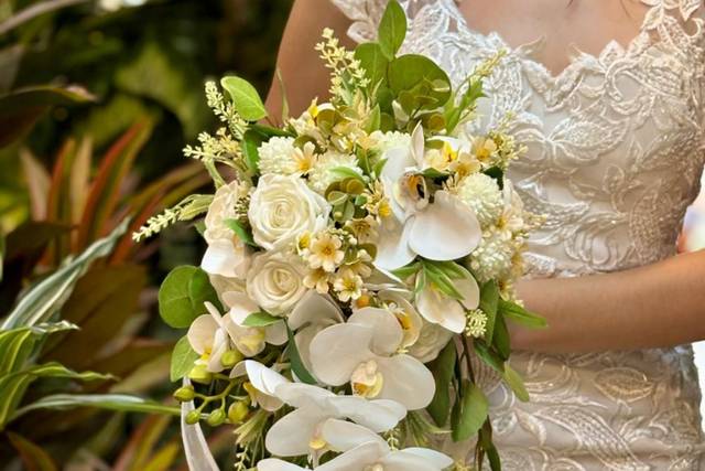 Buquê Cascata Orquídeas/Rosas