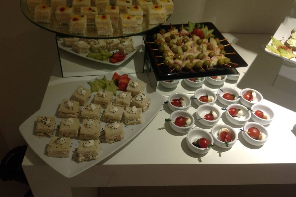 Mesa de canapés