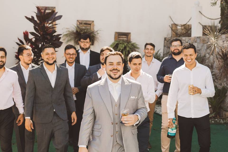 Padrinhos e noivo