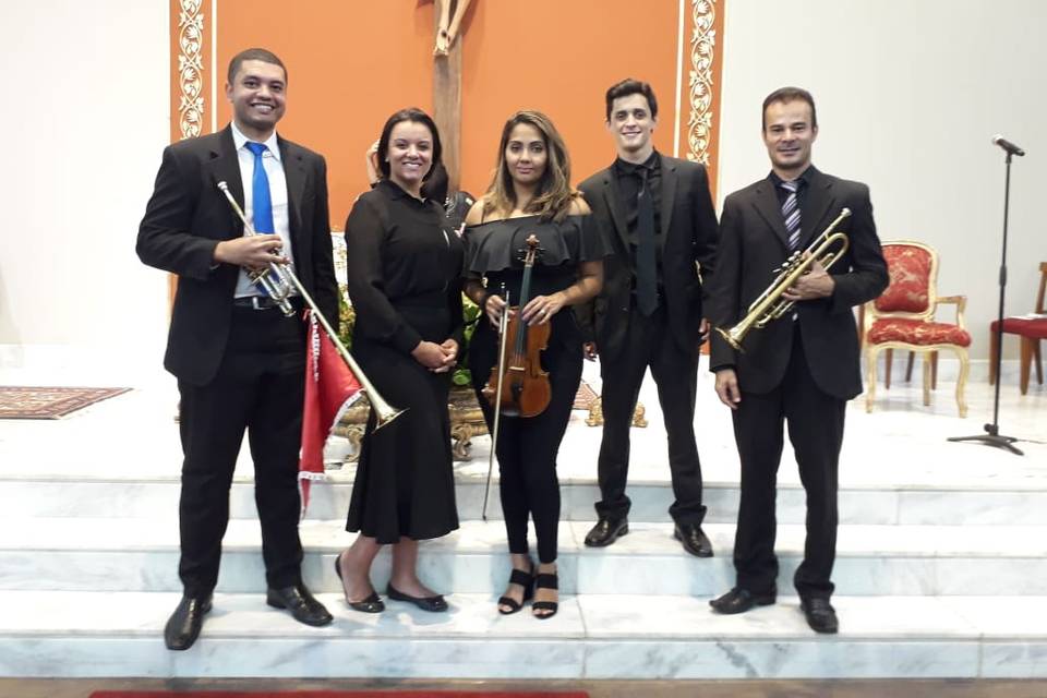 Grupo Denise Gomes