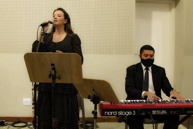 Piano e voz