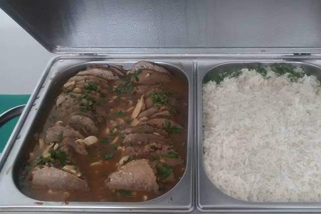 Almoço e jantar