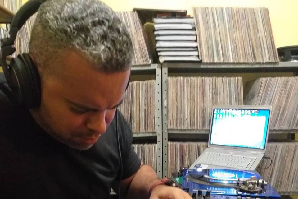 Tocando No Recanto Dos Djs