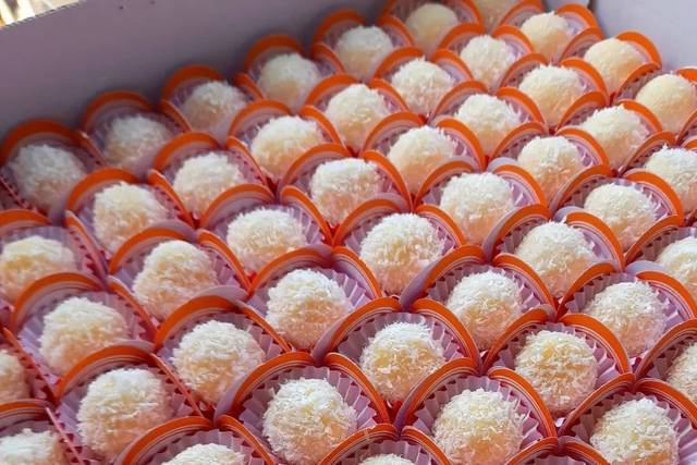 100 Beijinhos