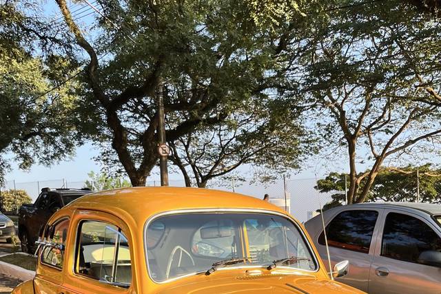 Fusca amarelo Safari 1977