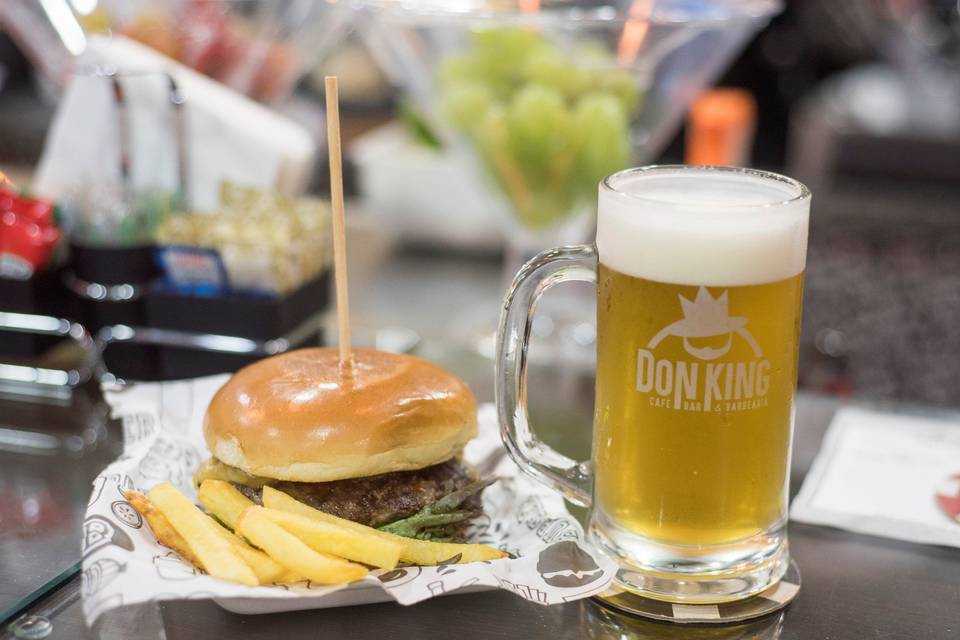 Don King Café Bar & Barbearia