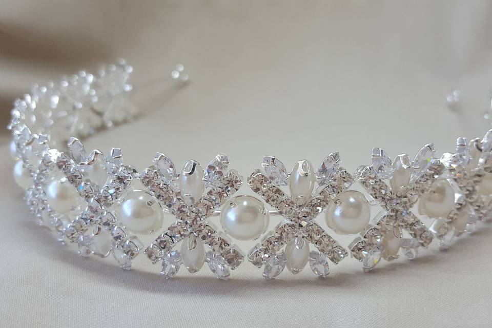 Tiara Luxe