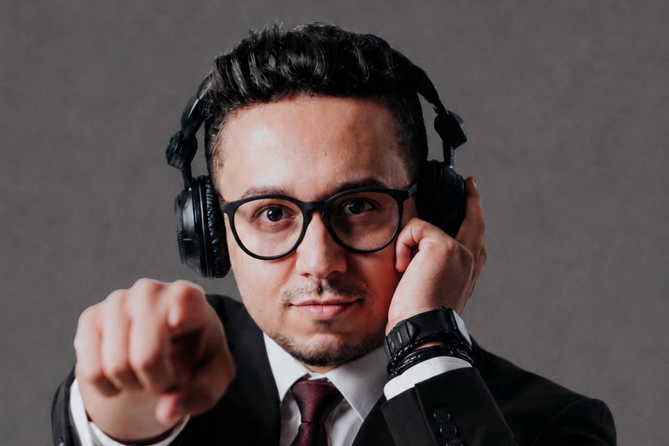 Traje a escolha do cliente
