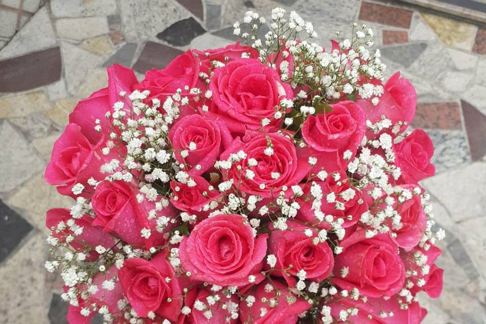 Bouquet redondo de rosas