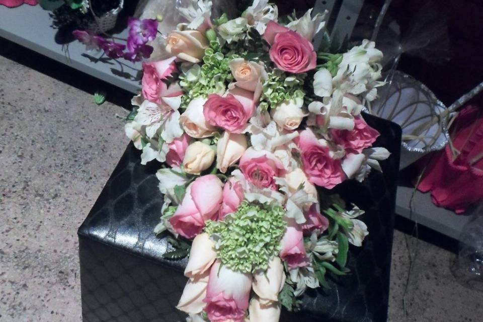 Bouquet cascata 3 flores