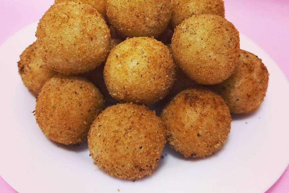 Bolinho misto