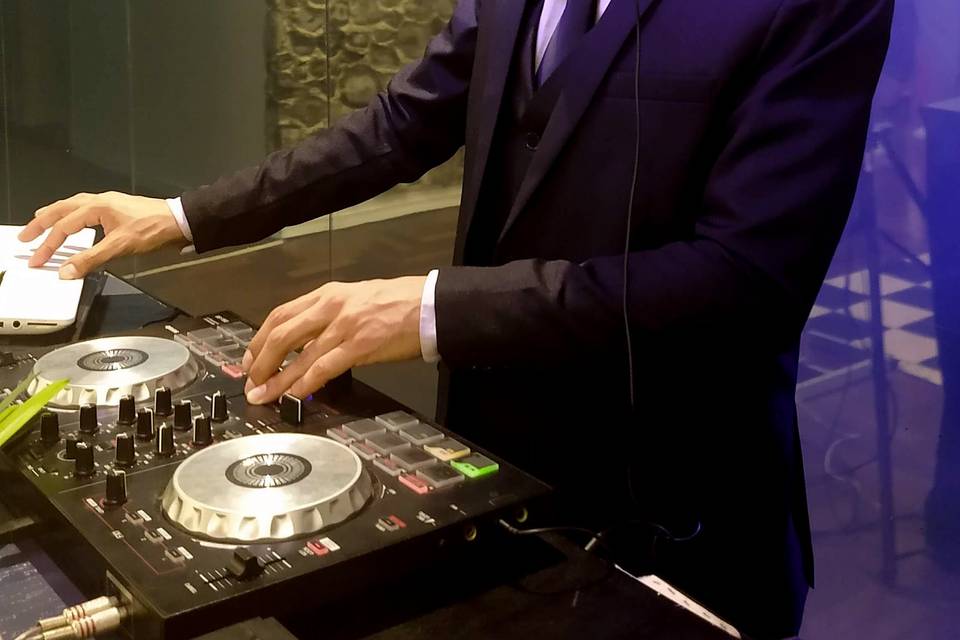 DJ Julio Rasek