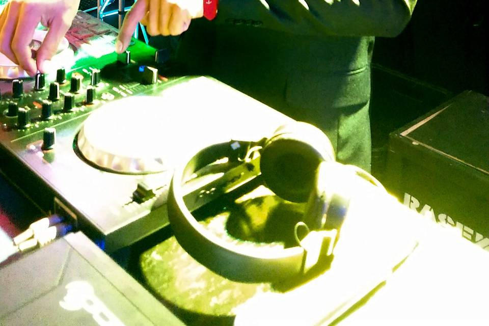 DJ Julio Rasek