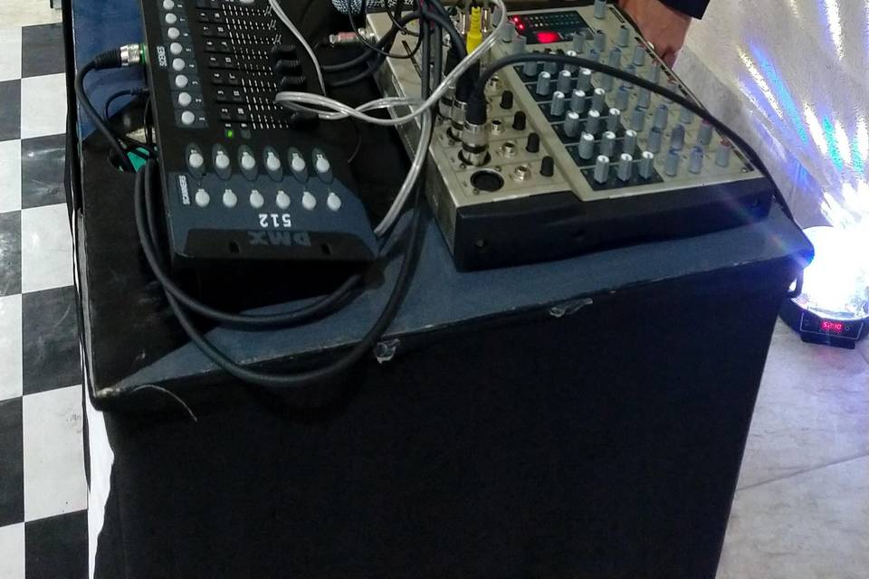 DJ Julio Rasek