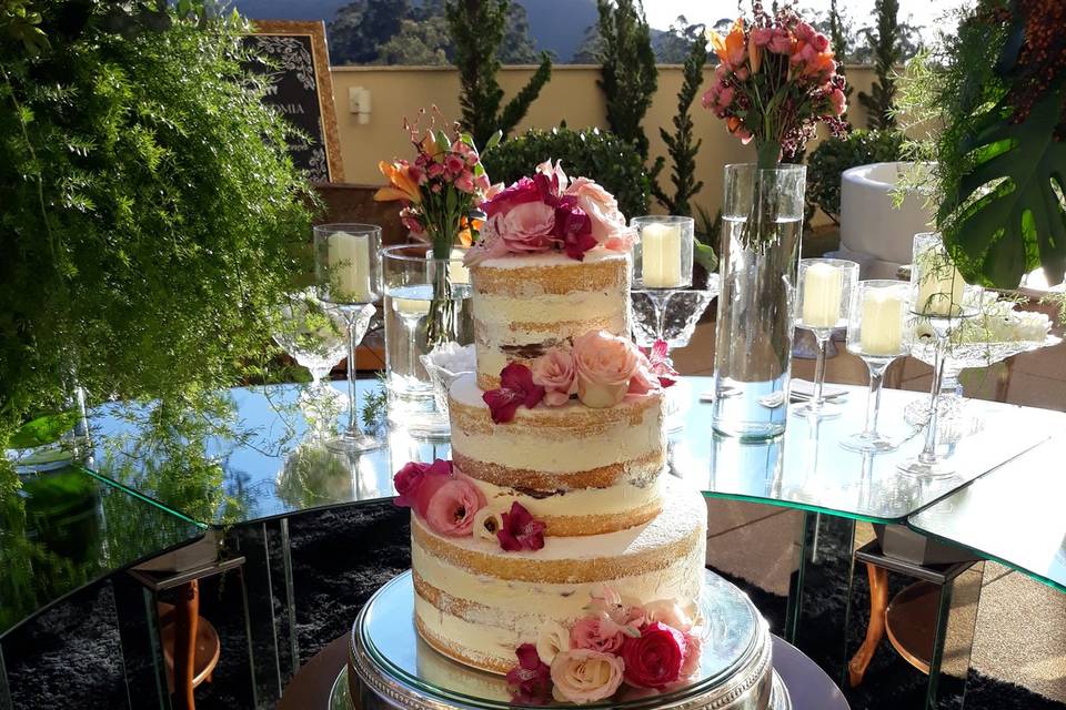 Naked cake