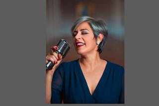 Débora Leite - Cantora