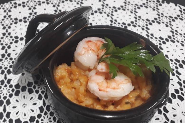 Mini risoto de camarão