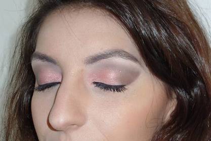 Loanne Andrade Makeup