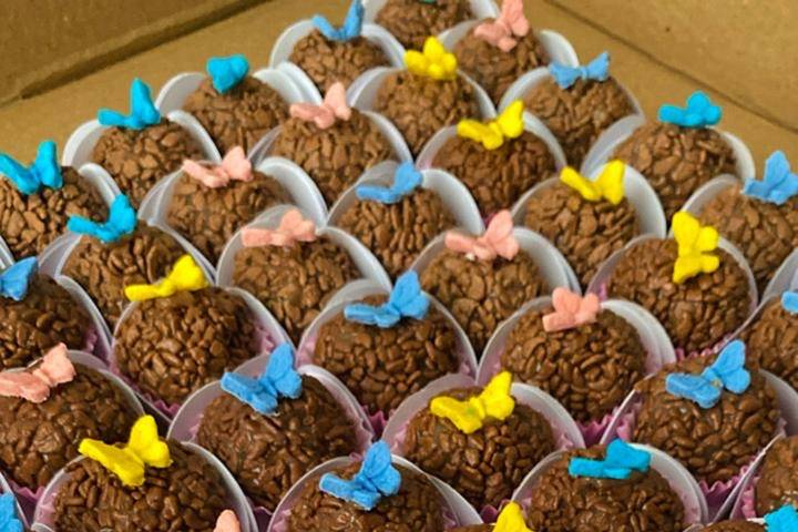 Brigadeiros personalizados