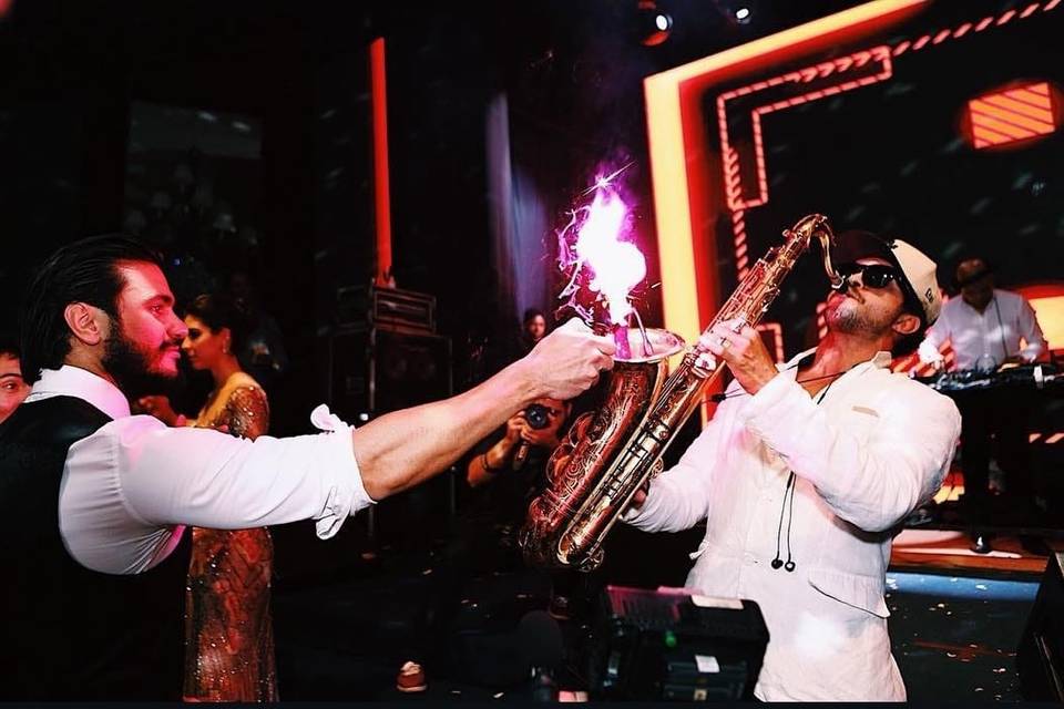 Ryon Sax Dj